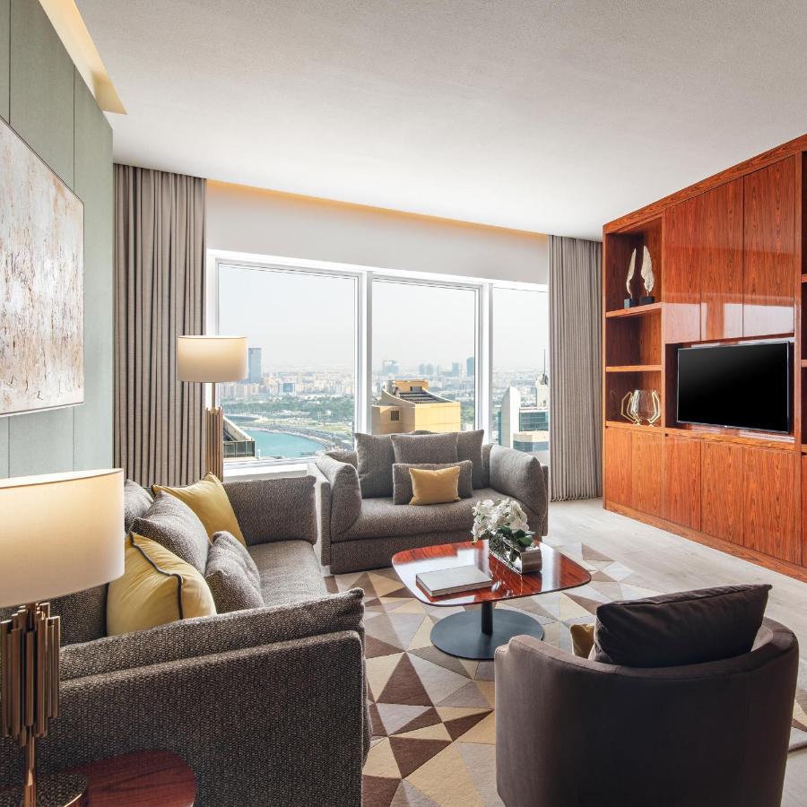 דוחה The Bentley Luxury Hotel & Suites מראה חיצוני תמונה Living room