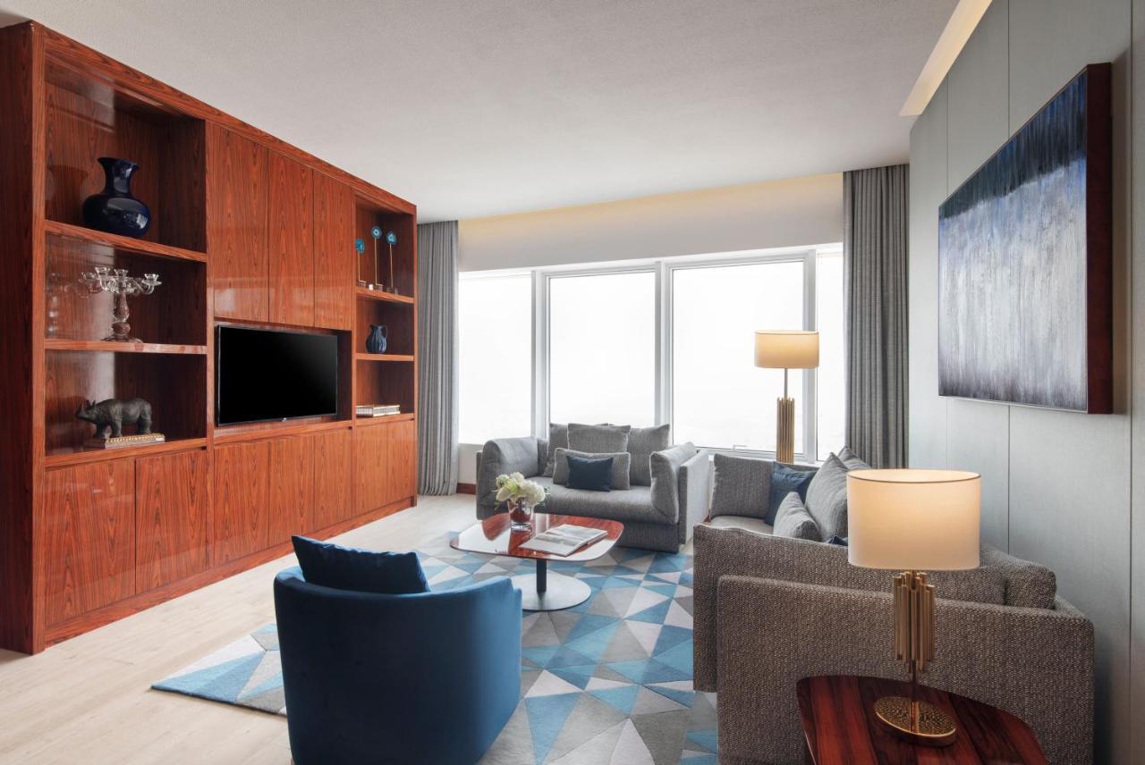 דוחה The Bentley Luxury Hotel & Suites מראה חיצוני תמונה Living room